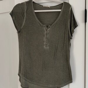 Jade Olive Short Sleeve Women's Tee